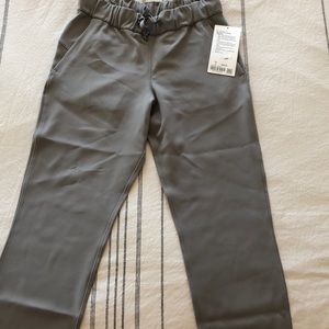 Lululemon On the Fly Crop